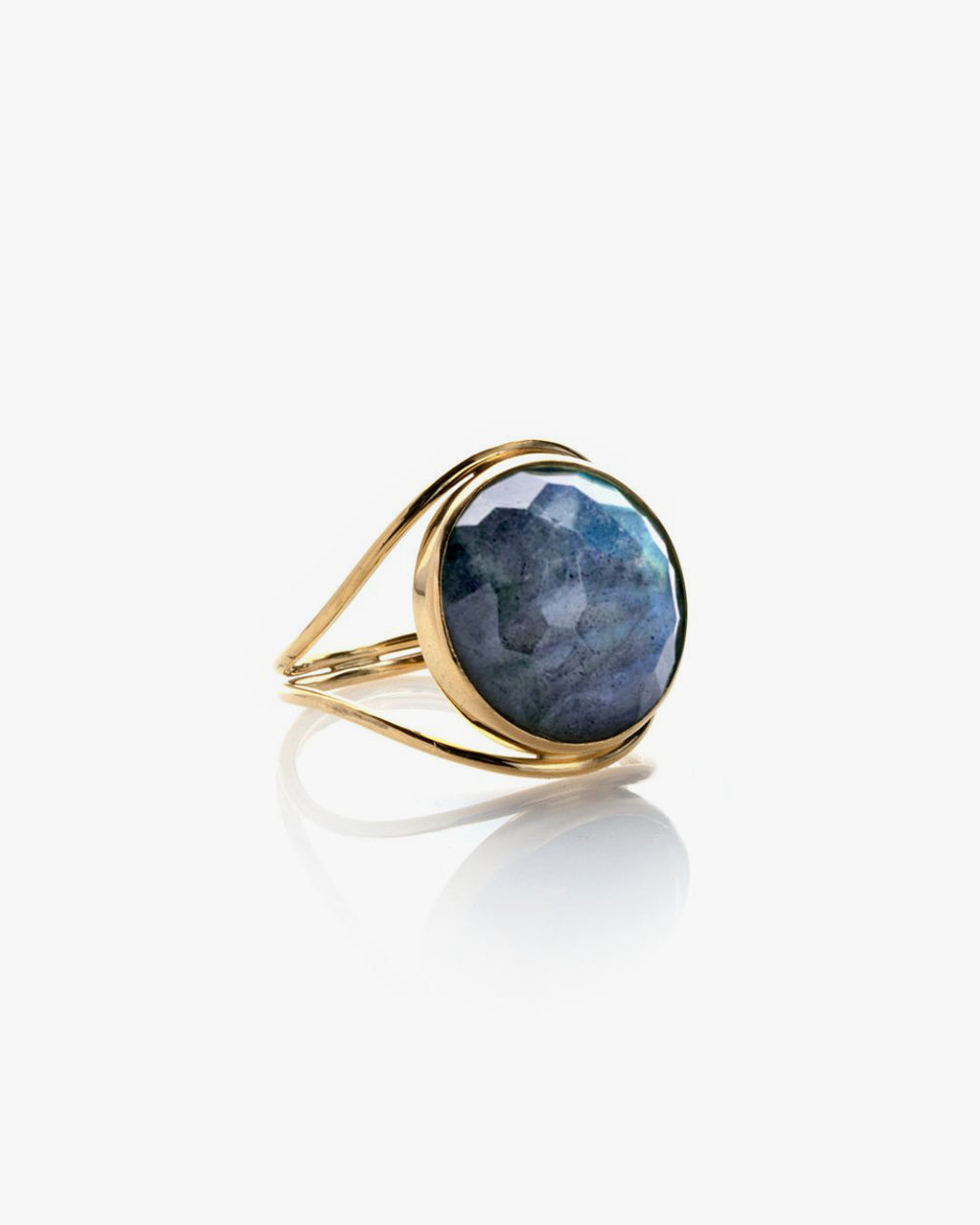 Alessandra Ring