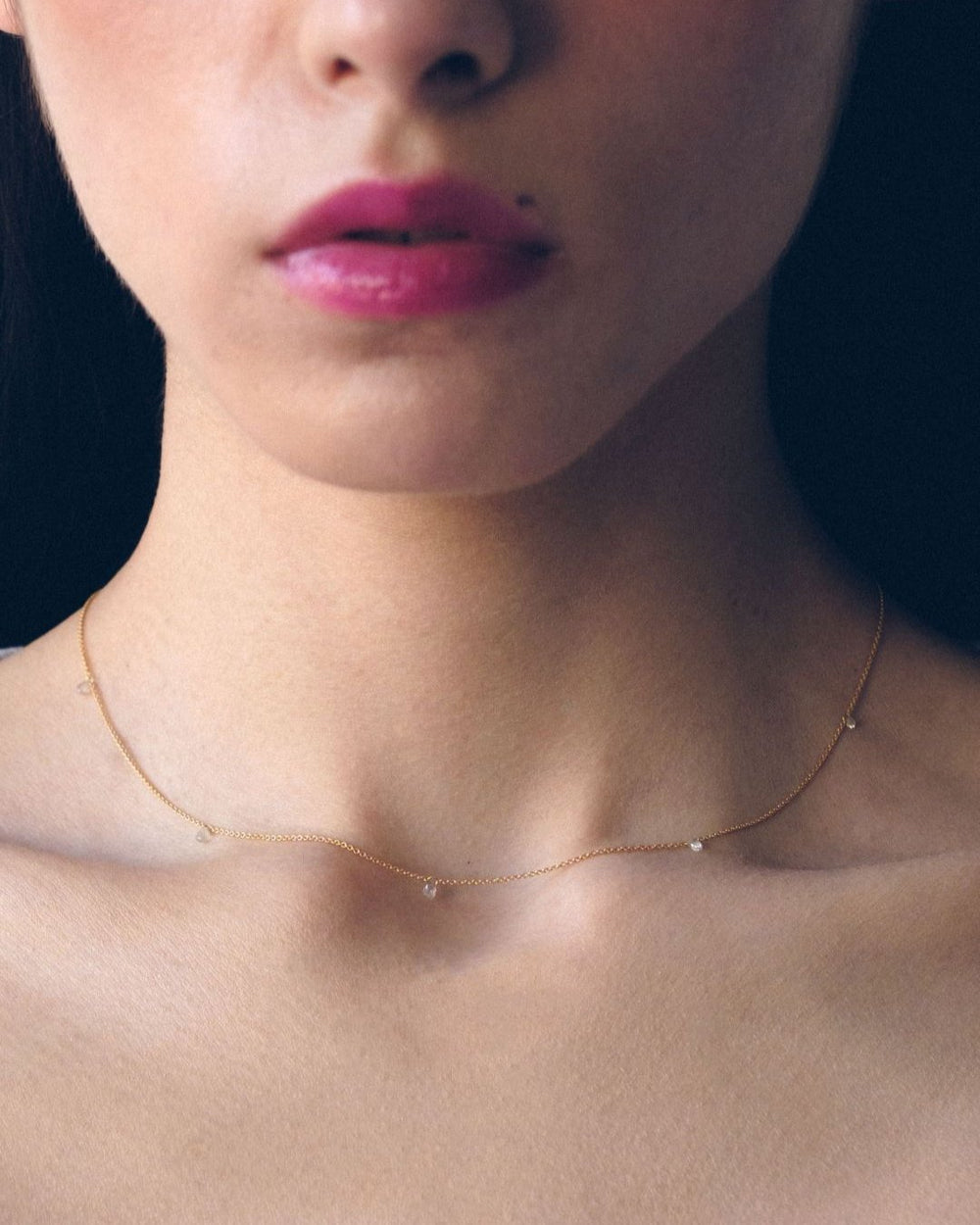 Un Filo Di Luce Briolette 6 White Diamonds Necklace